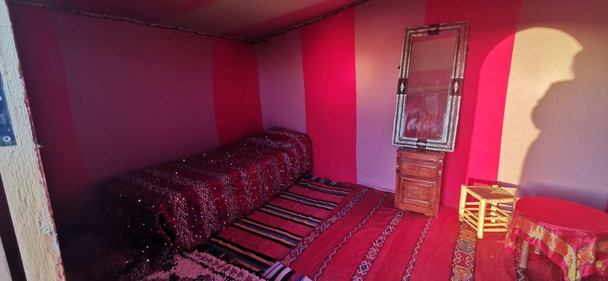 Camp Mbark Authentic Hotel M'Hamid Ngoại thất bức ảnh