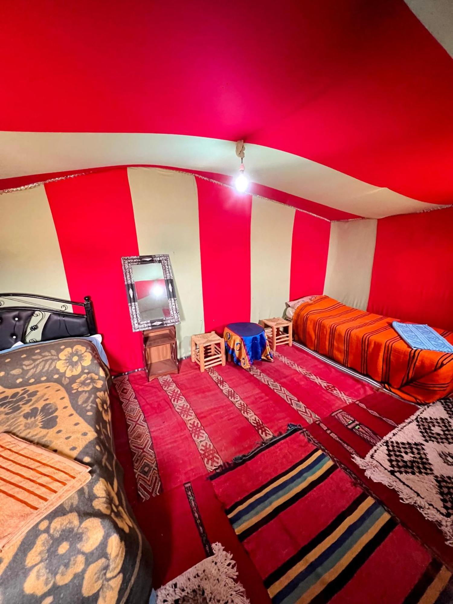 Camp Mbark Authentic Hotel M'Hamid Phòng bức ảnh